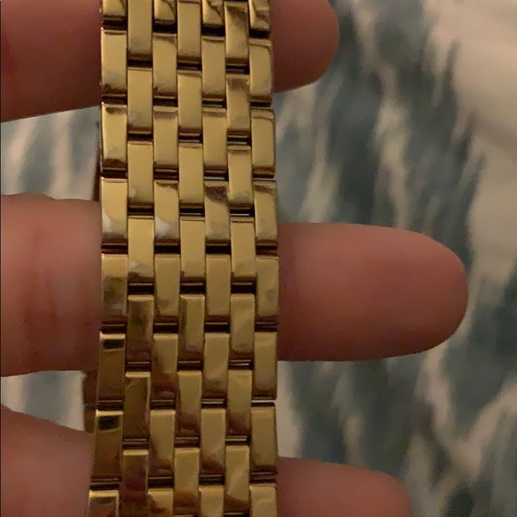 Michael Kors gold watch - Picture 4 of 4